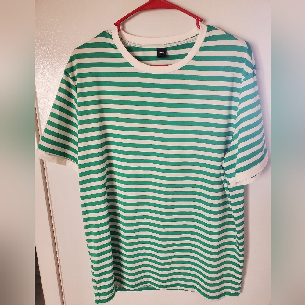 Manfinity brand green striped tee size L